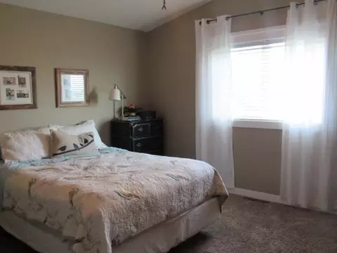 6820 Derek Dr, Bismarck, ND 58504 photo 8