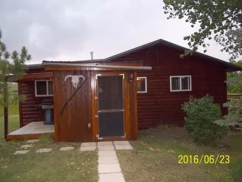 2753 Lyons Rd, Mandan, ND 58554 photo 2