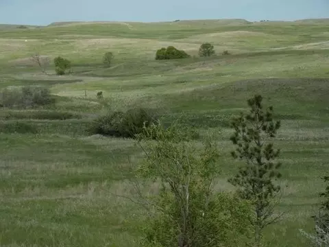 2753 Lyons Rd, Mandan, ND 58554 photo 4