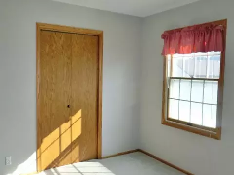 225 Quebec, Bismarck, ND 58503 photo 29