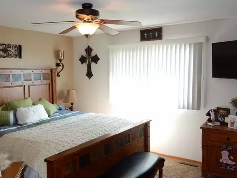 4657 Kost Dr, Bismarck, ND 58503 photo 9