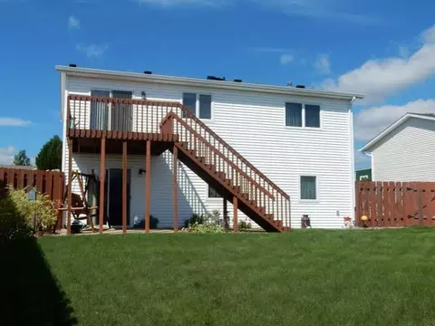 4657 Kost Dr, Bismarck, ND 58503 photo 1