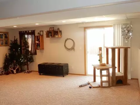 4657 Kost Dr, Bismarck, ND 58503 photo 11