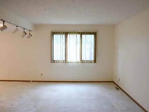 101 Brandon Dr E, Bismarck, ND 58503 photo 6