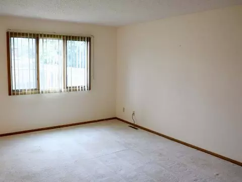 101 Brandon Dr E, Bismarck, ND 58503 photo 7