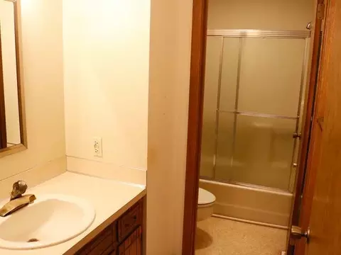 101 Brandon Dr E, Bismarck, ND 58503 photo 11