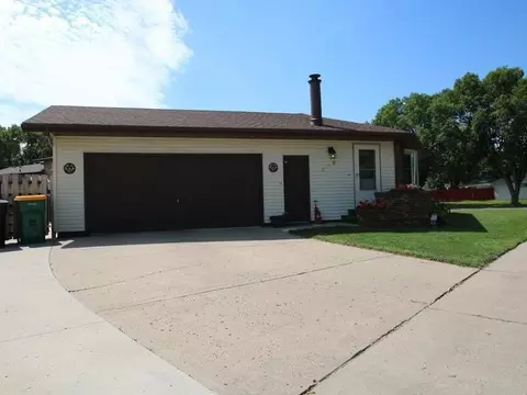 205 Denver Ave E, Bismarck, ND 58504 photo 17