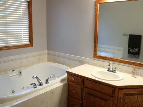 368 Napa Lp, Bismarck, ND 58504 photo 14