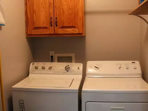 368 Napa Lp, Bismarck, ND 58504 photo 15