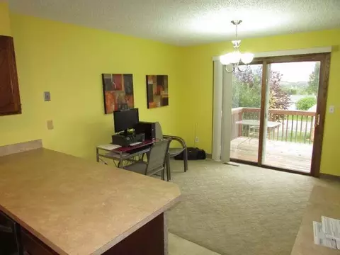 1408 18th St SE, Mandan, ND 58554 photo 5