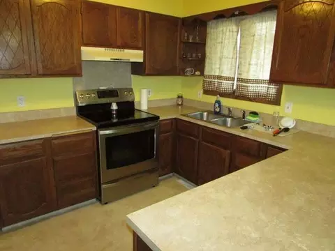 1408 18th St SE, Mandan, ND 58554 photo 4