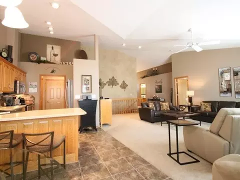 119 Calgary Ave E, Bismarck, ND 58503 photo 8