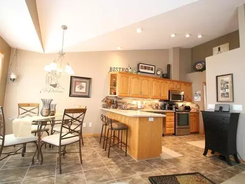 119 Calgary Ave E, Bismarck, ND 58503 photo 12