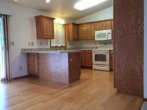 213 Calgary Ave, Bismarck, ND 58503 photo 20