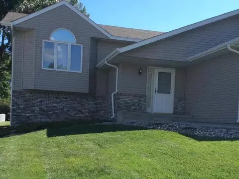 213 Calgary Ave, Bismarck, ND 58503 photo 25
