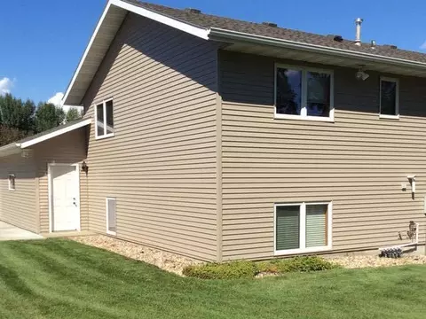 213 Calgary Ave, Bismarck, ND 58503 photo 24