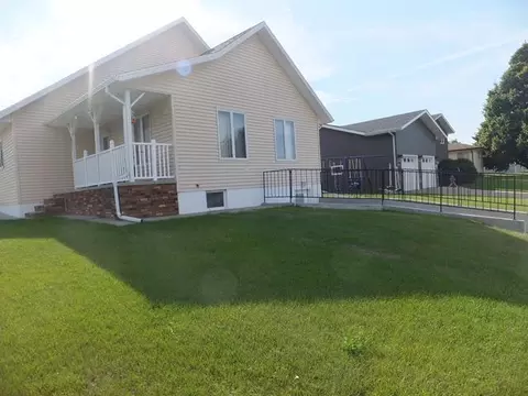 601 Elm Ave, Linton, ND 58552 photo 37