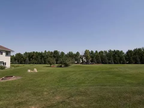 9301 Cedar Ln, Bismarck, ND 58503 photo 20