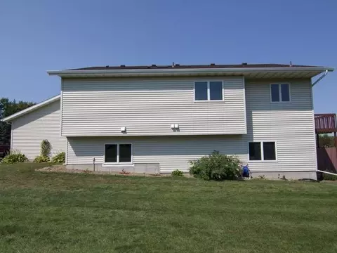 9301 Cedar Ln, Bismarck, ND 58503 photo 40