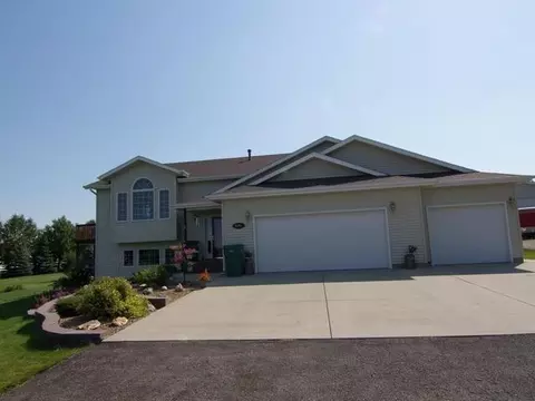 9301 Cedar Ln, Bismarck, ND 58503 photo 17