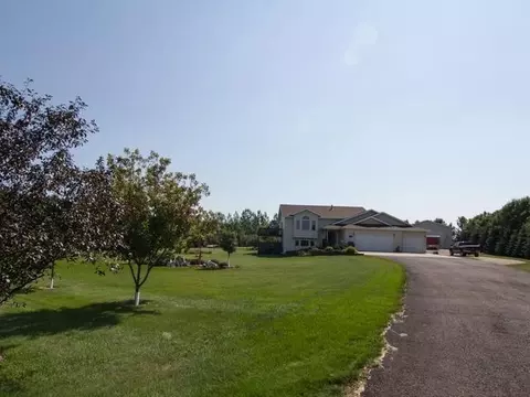 9301 Cedar Ln, Bismarck, ND 58503 photo 33