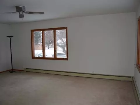 455 2nd St NE, Garrison, ND 58540 photo 5