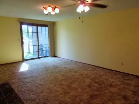 437 Brandon Dr E, Bismarck, ND 58503 photo 9