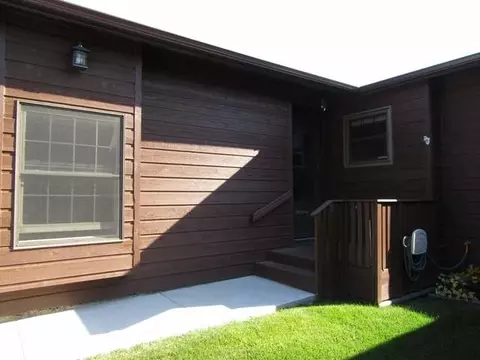 437 Brandon Dr E, Bismarck, ND 58503 photo 23