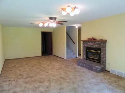 437 Brandon Dr E, Bismarck, ND 58503 photo 8