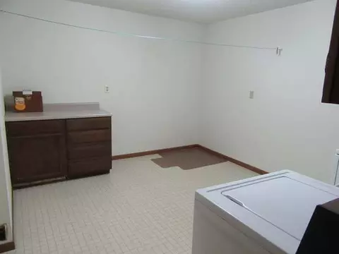 437 Brandon Dr E, Bismarck, ND 58503 photo 16