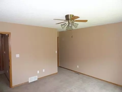 1708 8th Ave SE, Mandan, ND 58554 photo 9