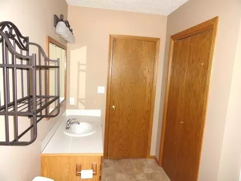 1708 8th Ave SE, Mandan, ND 58554 photo 12