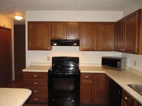 1405 Territory Dr, Bismarck, ND 58503 photo 14
