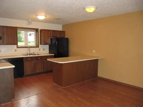 1405 Territory Dr, Bismarck, ND 58503 photo 17