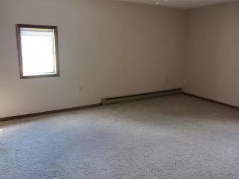 205 4th Ave SW, Steele, ND 58482 photo 13