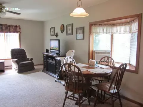 205 4th Ave SW, Steele, ND 58482 photo 3