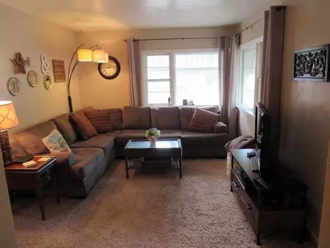 1207 1st St NW, Mandan, ND 58554 photo 4