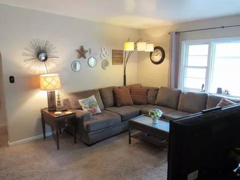 1207 1st St NW, Mandan, ND 58554 photo 3