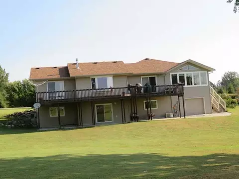 8431 Burr Oak Lp, Bismarck, ND 58504 photo 4