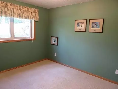 8431 Burr Oak Lp, Bismarck, ND 58504 photo 27
