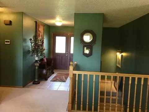 8431 Burr Oak Lp, Bismarck, ND 58504 photo 5