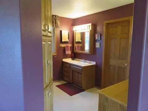 8431 Burr Oak Lp, Bismarck, ND 58504 photo 20