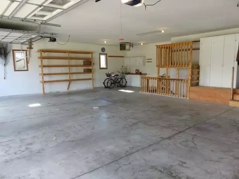 8431 Burr Oak Lp, Bismarck, ND 58504 photo 31