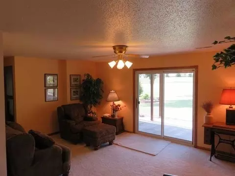 8431 Burr Oak Lp, Bismarck, ND 58504 photo 24