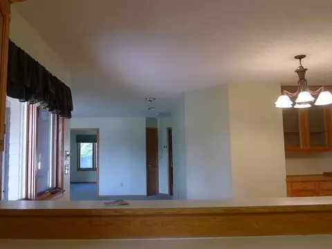 177 Stuttgart Dr, Bismarck, ND 58504 photo 5
