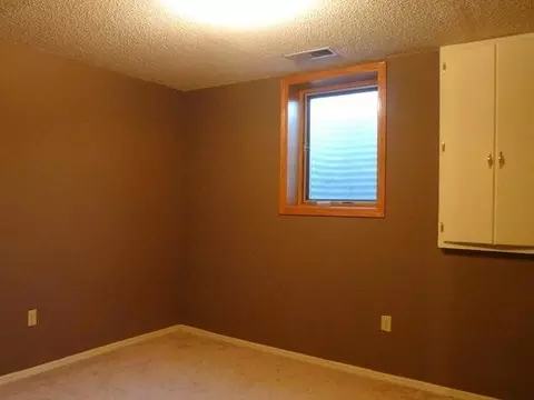 177 Stuttgart Dr, Bismarck, ND 58504 photo 15