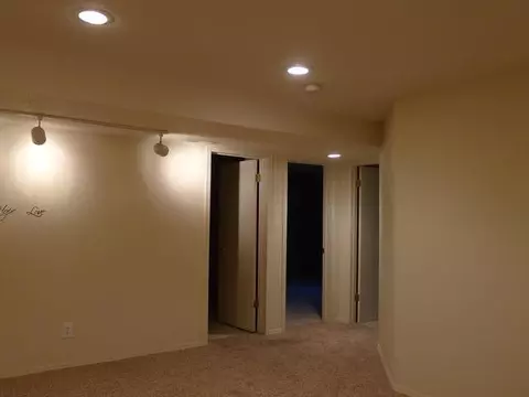 177 Stuttgart Dr, Bismarck, ND 58504 photo 13