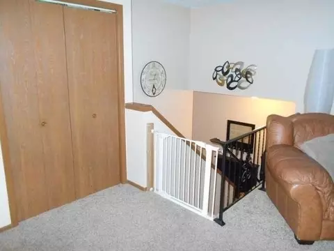 60 Custer Dr, Lincoln, ND 58504 photo 17