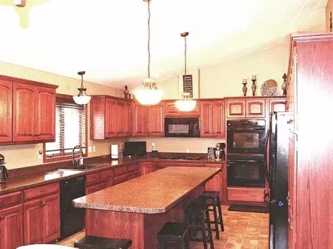 3612 Connar Dr, Bismarck, ND 58503 photo 8