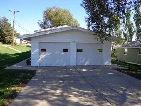 511 Division St NW, Mandan, ND 58554 photo 28